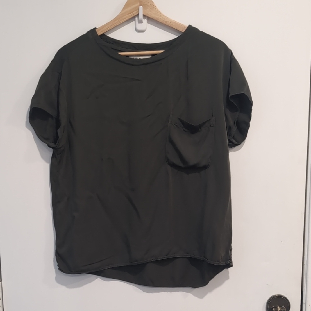 Cloth & Stone Olive Green Short Sleeve Pocket Tee Women's 100% Ecovera Sz Medium